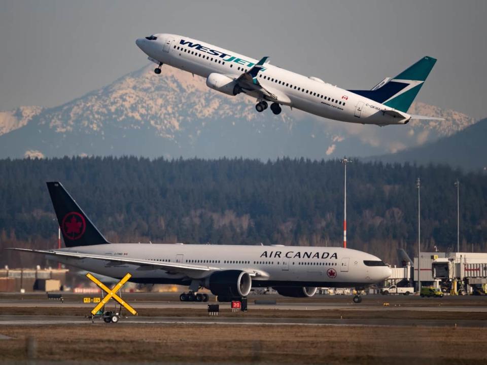 Calgary-based independent aviation analyst Rick Erickson says he's surprised that Air Canada — which pioneered most of Saskatchewan's inter-Canadian flights — have decided to step away from that heritage. (Darryl Dyck/The Canadian Press - image credit)