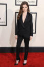 Borrowed from the boys! Anna Kendrick, whose style's usually more sweet, tried something different in a black suit from Band of Outsiders.