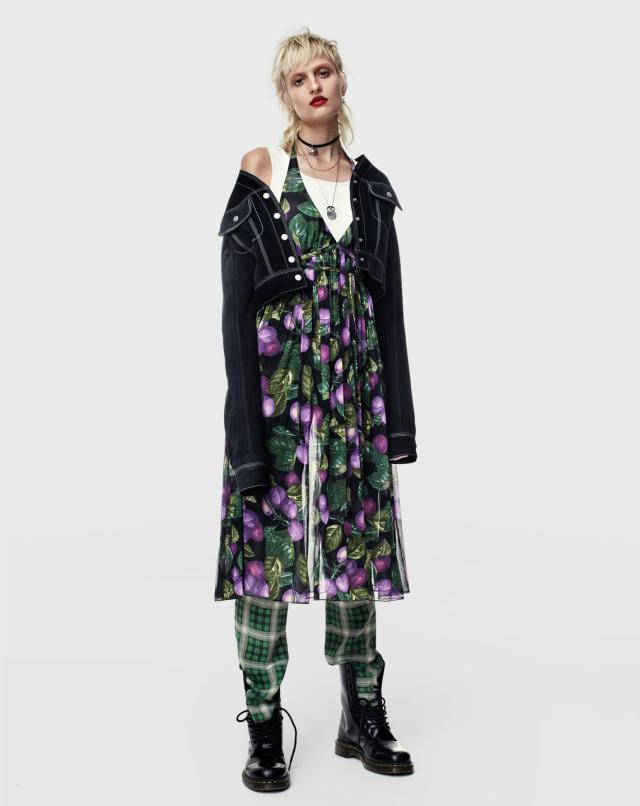 Marc Jacobs Revives His Controversial 90s Grunge Collection