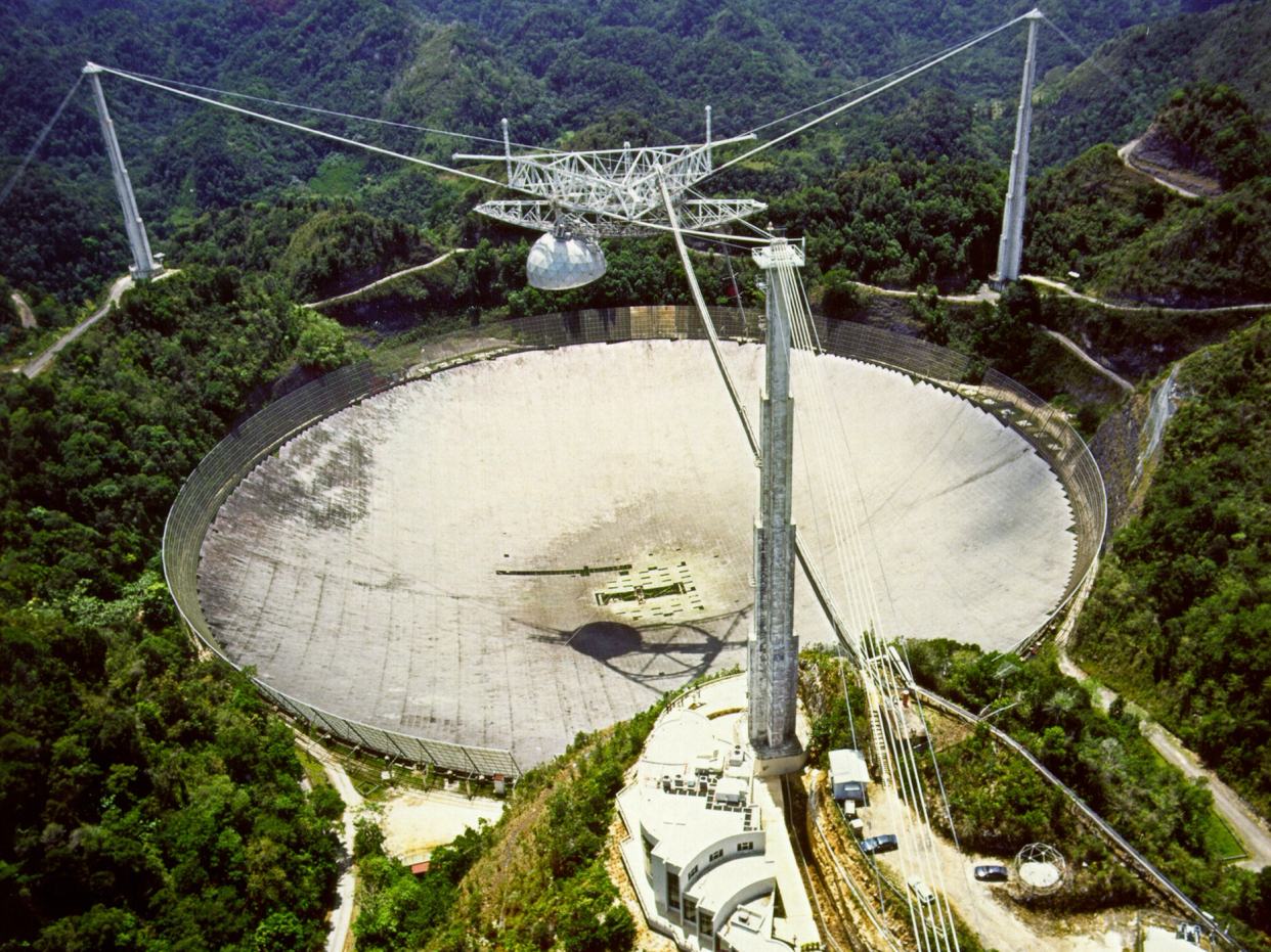 Arecibo_Observatory_Aerial_View