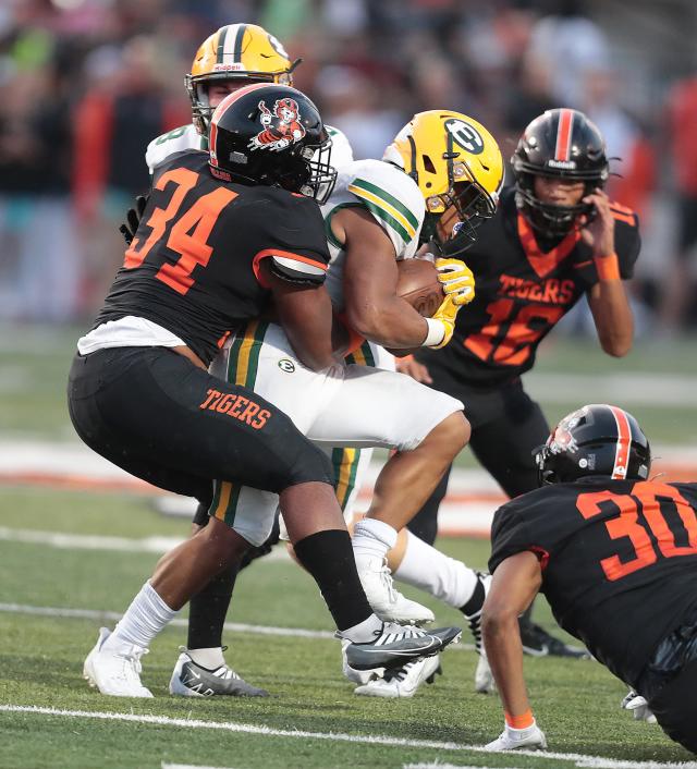 High school football: St. John's at No. 21 Massillon Washington