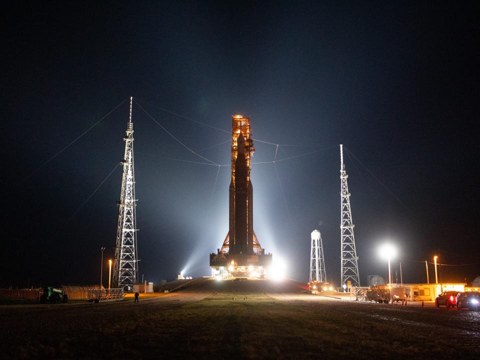 It took over ten hours for the rocket to reach the launchpad.