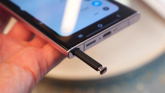 Does the Galaxy S24 work with the S Pen?