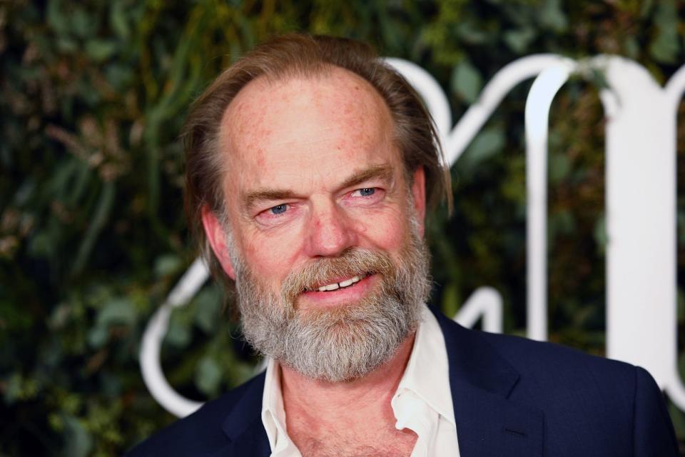 <p>Ob Hugo Weaving sich wohl wünscht, dass sich mehr Leute seinen Namen merken können? Angesichts von (großen) Rollen in "Matrix", "Der Herr der Ringe" und "Cloud Atlas" wäre das ein mehr als angemessener Wunsch. (Bild: Graham Denholm/Getty Images)</p>