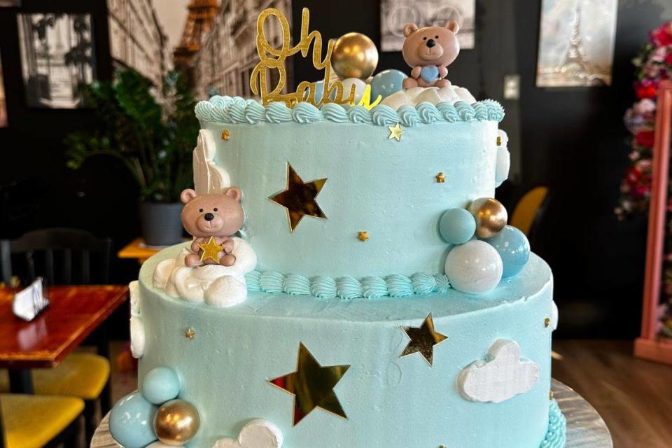 La Dolcekca commissions themed cakes that can include playful childlike decorations, depending on the customer’s wishes.