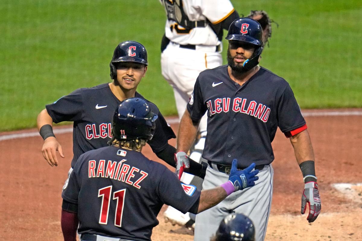 Cleveland Indians and Pittsburgh Pirates schedule three preseason