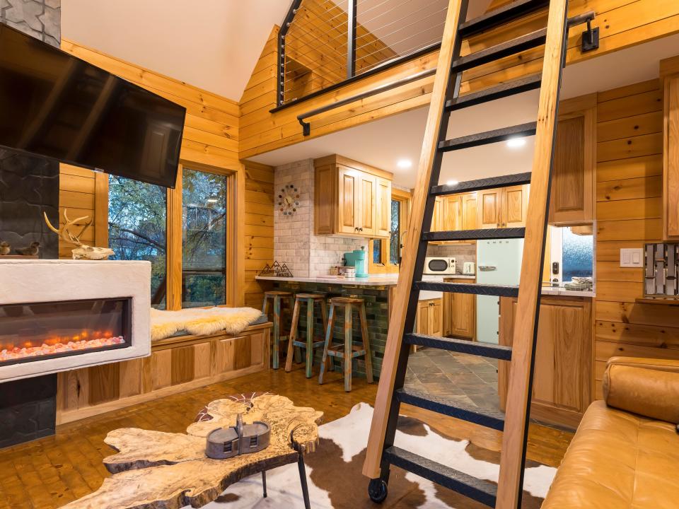 The interiors of the treehouse.