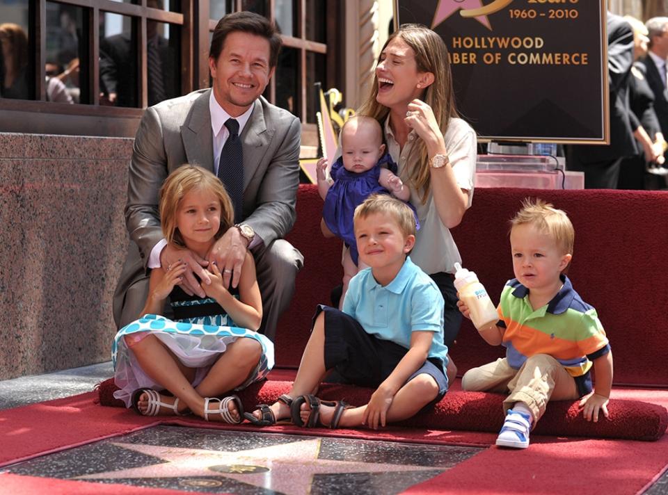 Mark Wahlberg, Rhea Durham, Ella, Michael, Brendan, Grace