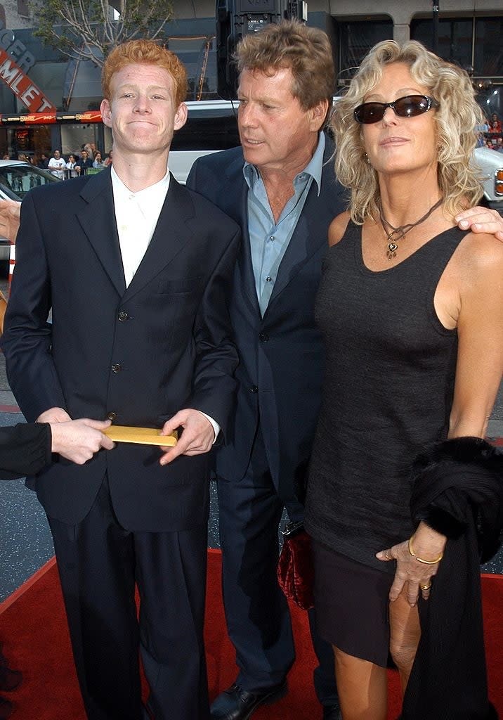 Son Redmond, Ryan O'Neal and Farrah Fawcett 