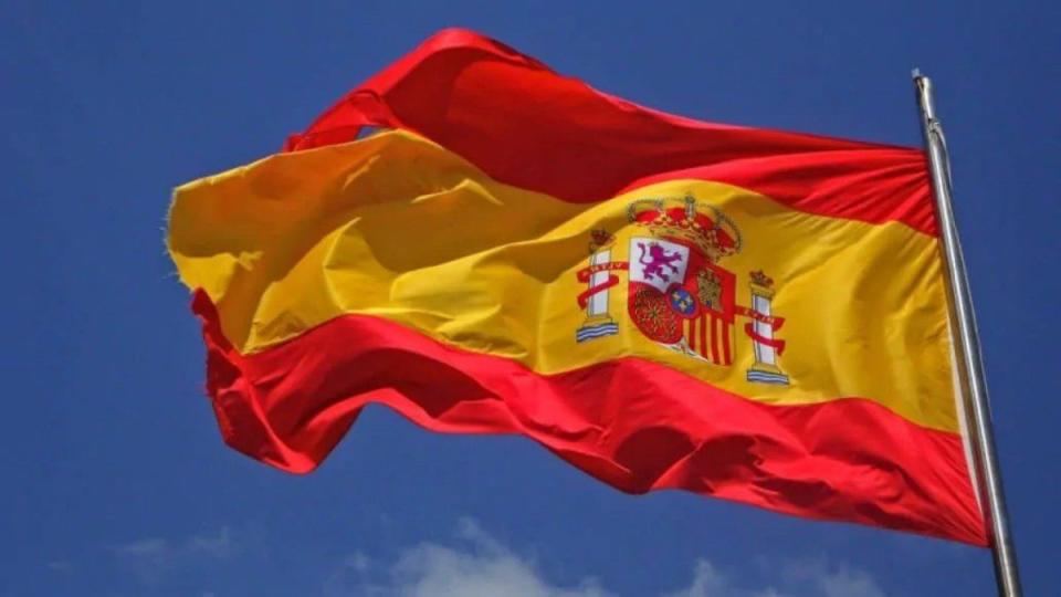 España tiene empleos disponibles para colombianos. Foto: Bandera de España/Valora Analitik