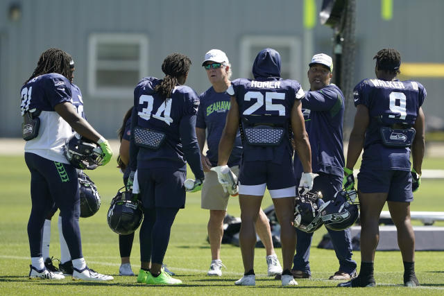 40 Seahawks players who should make the initial 53-man roster in 2023