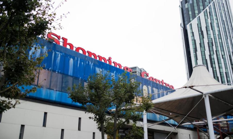 Exterior of Elephant and Castle shopping centre.