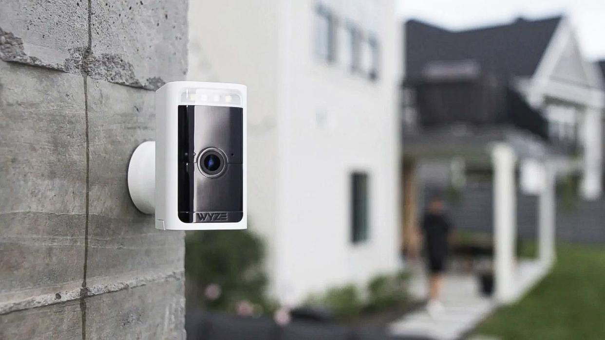  Wyze Battery Cam Pro attached to the side of house. 