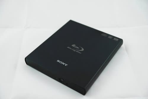 『分享』Sony BDX-S600U 新型藍光外接燒錄機