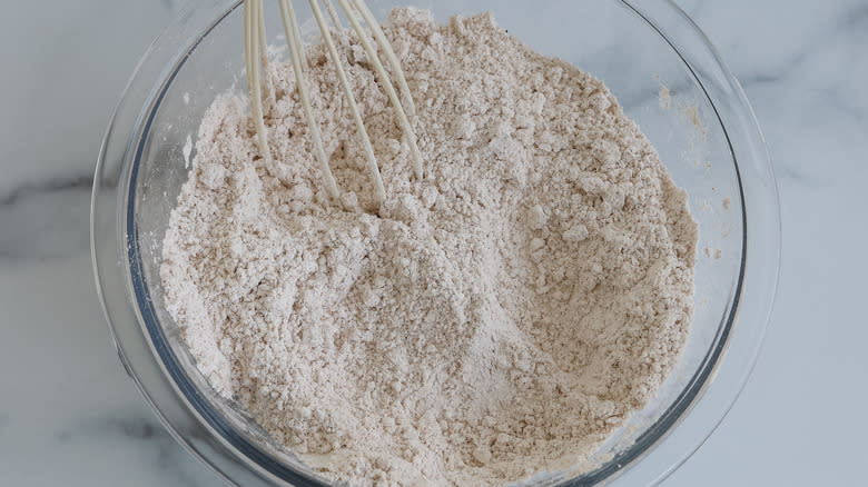 whisking dry ingredients in bowl