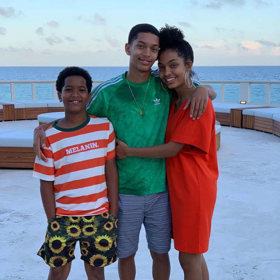 <p><strong>Location:</strong> Bermuda</p> <p>It's a family affair! <em>Grown-ish</em> star Yara Shahidi jetted off to Bermuda with her mom, dad and brothers (seen here). All five had the "time of their lives" lounging in a luxury villa at <a href="https://www.thelorenhotel.com" rel="nofollow noopener" target="_blank" data-ylk="slk:The Loren at Pink Beach;elm:context_link;itc:0;sec:content-canvas" class="link ">The Loren at Pink Beach</a>. Shahidi (<a href="https://www.instagram.com/p/BzXO2M2gwUM/" rel="nofollow noopener" target="_blank" data-ylk="slk:a self-proclaimed "international nap-time expert";elm:context_link;itc:0;sec:content-canvas" class="link ">a self-proclaimed "international nap-time expert"</a>) and her family enjoyed pink sand beaches and crystal blue waters. They also took advantage of the many resort amenities and activities, including jet skiing, shipwreck explorations, custom perfume mixing and plenty of private dining.</p>