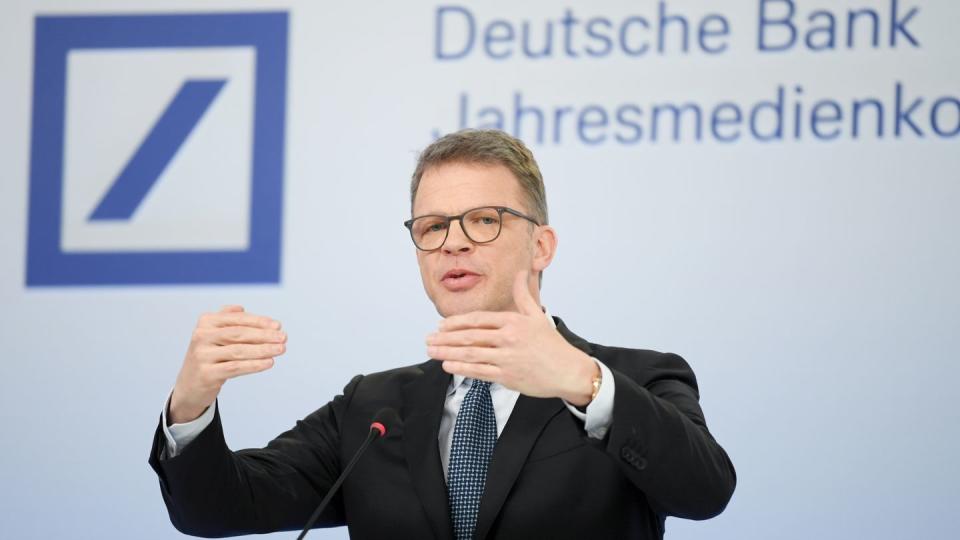 Christian Sewing bleibt für die kommenden fünf Jahre Vorstandsvorsitzender der Deutschen Bank.