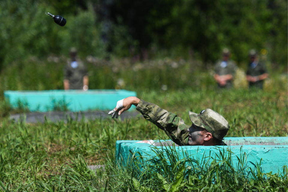 <p>A serviceman of the Russian Armed Forces during the Scout Trail obstacle course, a stage of the Army Scout Masters competition among reconnaissance units, as part of the 2018 International Army Games at the Koltsovo range in Novosibirsk region, Russia on Aug. 2, 2018. (Photo: Kirill Kukhmar/TASS via Getty Images) </p>