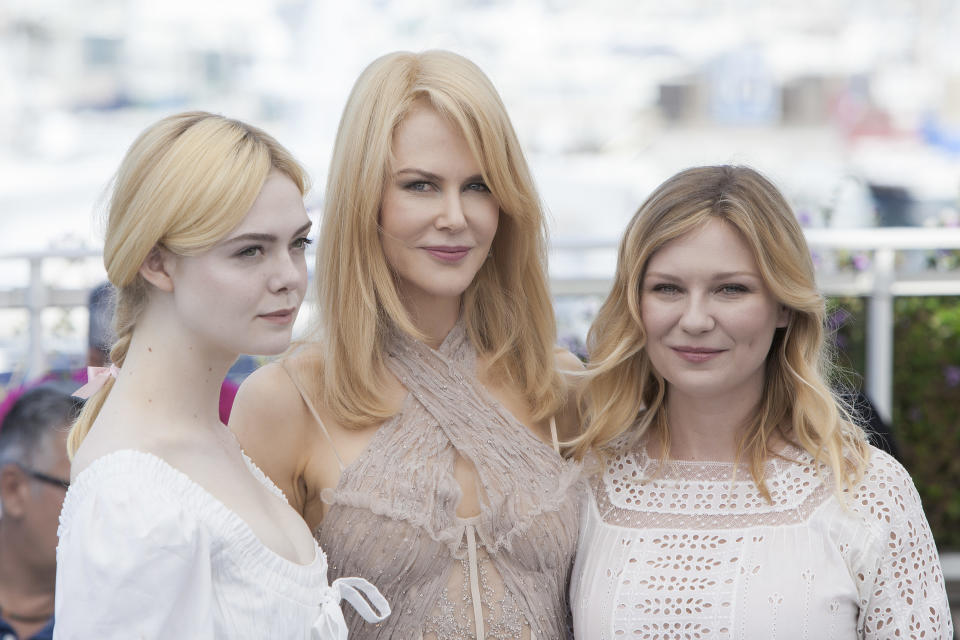 CANNES, FRANCE - MAY 24: (L-R) Actresses Elle Fanning, Nicole Kidman and Kirsten Dunst attend 'The Beguiled' photocall during the 70th annual Cannes Film Festival at Palais des Festivals on May 24, 2017 in Cannes, France. (Photo by Laurent KOFFEL/Gamma-Rapho via Getty Images)