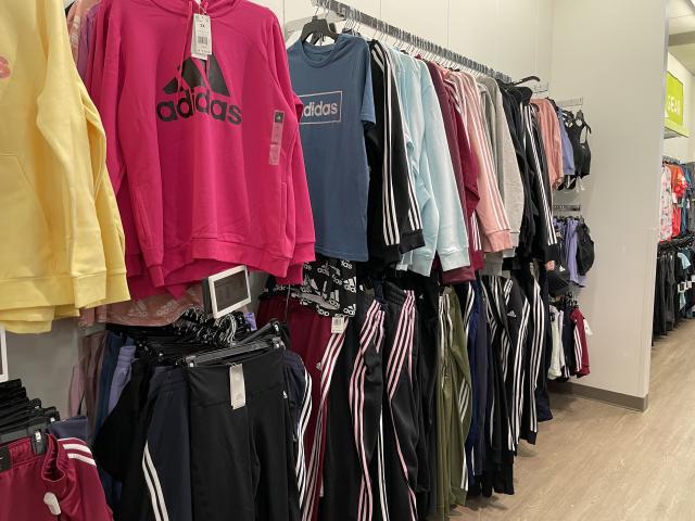 25 photos showing that Kohl's is a mess right now