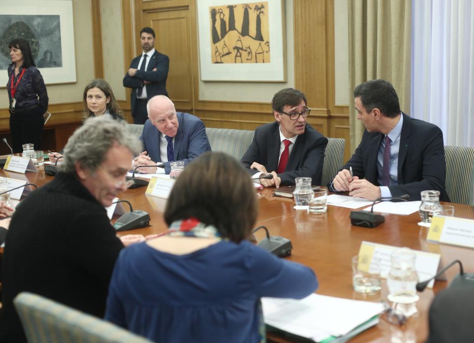 Reunión de Sánchez con Simón, Illa y otros responsables del control de la pandemia. (Photo by Europa Press News/Europa Press via Getty Images)