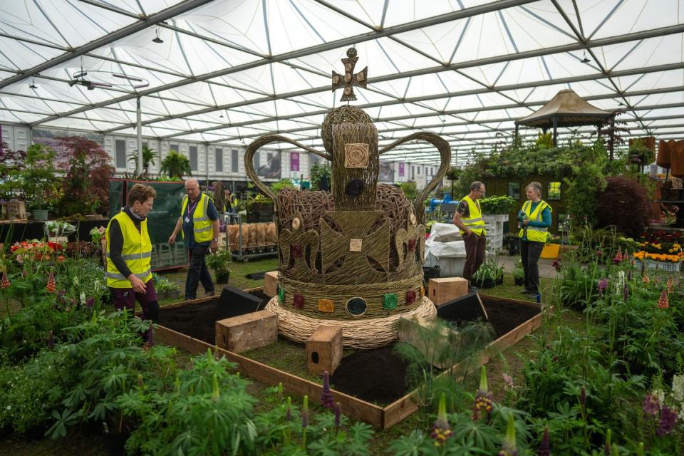 a crown royal family themed garden, rhs chelsea flower show 2023