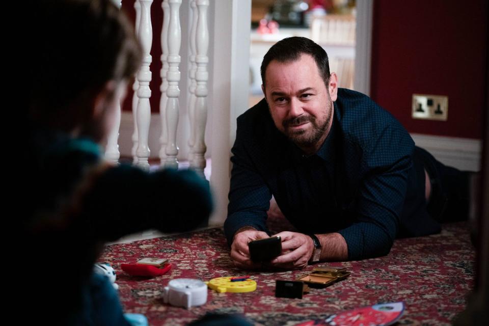 mick carter, eastenders