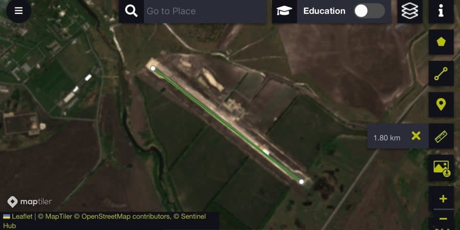 Russia builds new military airfield near Ukrainian border