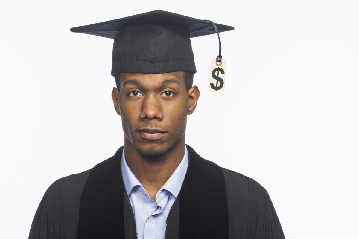 4 Times You Should Defer Your Student Loans