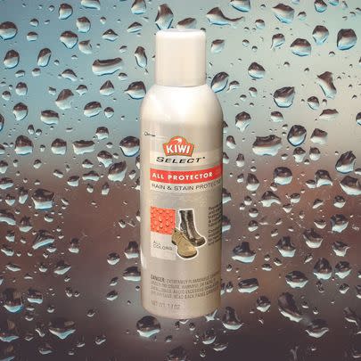 Kiwi Select All Protector spray