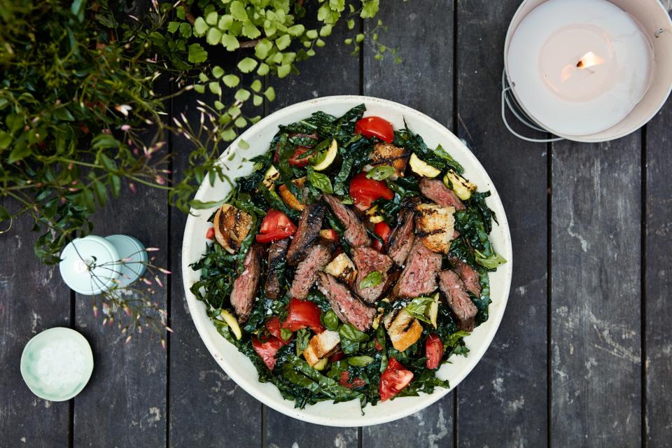 Grilled Steak Panzanella Salad with Tomato Vinaigrette