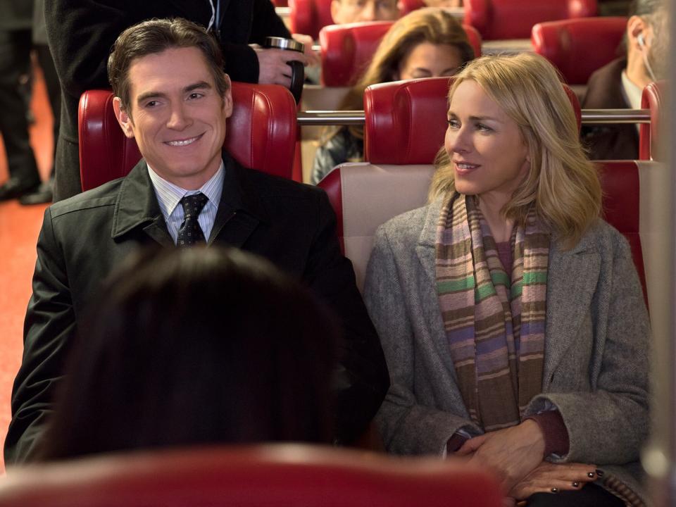 Billy Crudup as Michael Holloway, Naomi Watts as Jean Holloway