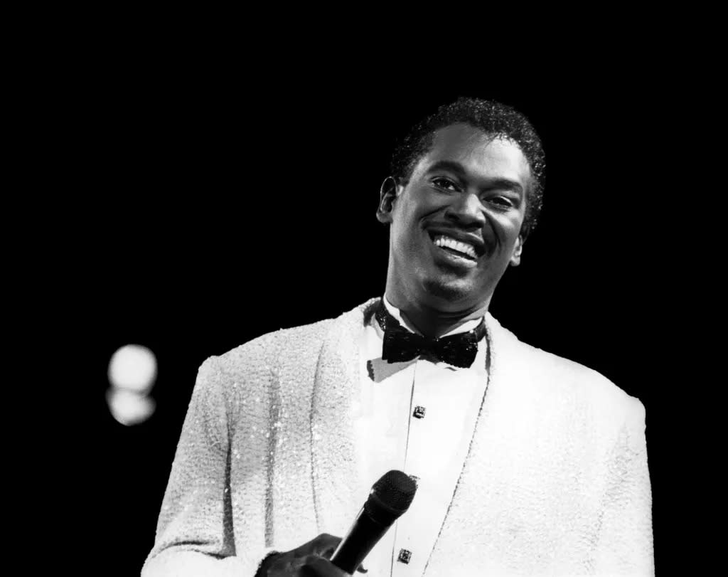 Singer Luther Vandross performs in 1987 at the Rosemont Horizon in Rosemont, Illinois. (Photo by Raymond Boyd/Getty Images)
