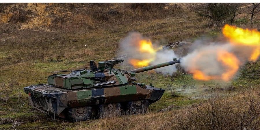 Soldiers of one of the units of the 37th Separate Marine Brigade during training exercises