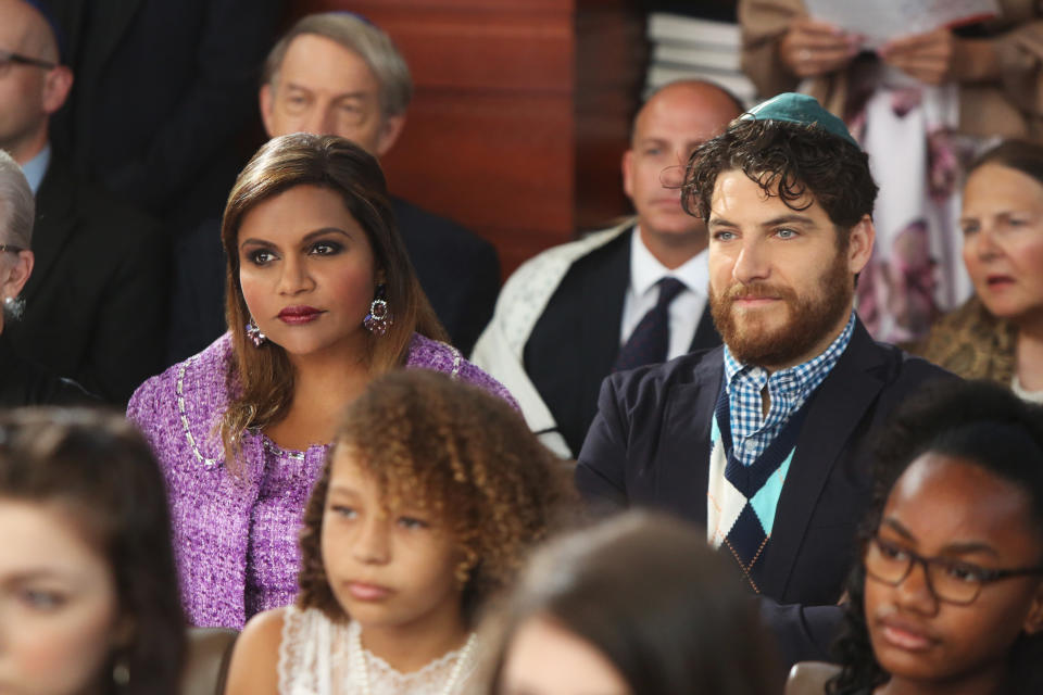 Mindy Kaling as Mindy Lahiri and Adam Pally as Peter in <em>The Mindy Project </em>(Photo: Hulu)