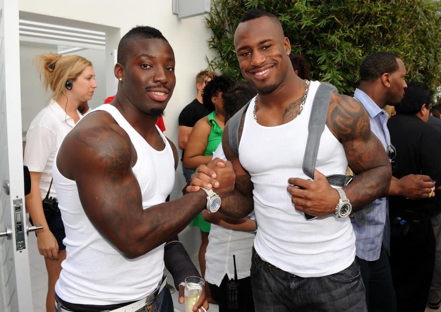 Former NFL Player Vontae Davis Family Guide