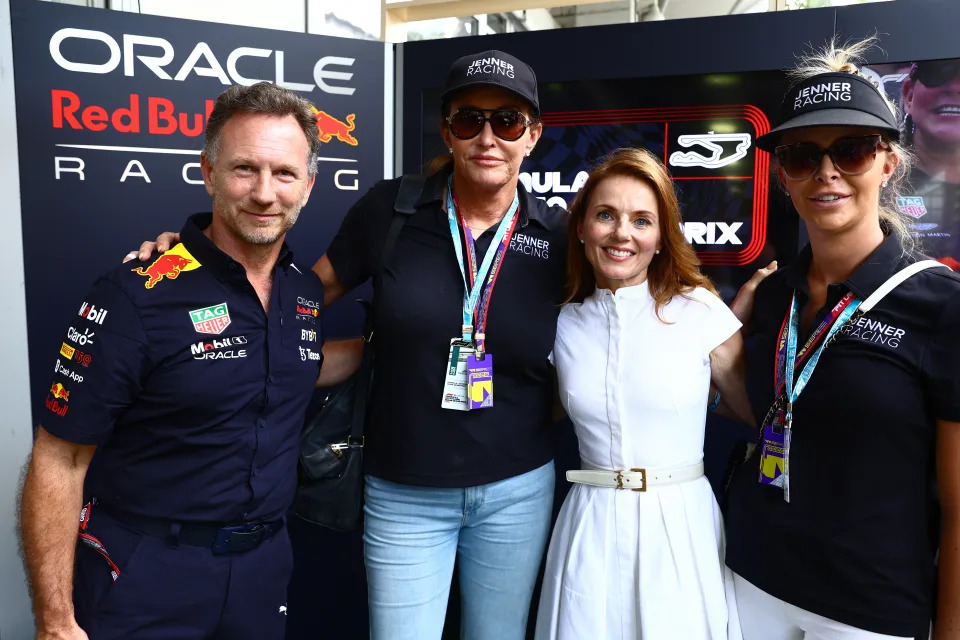 Christian Horner, Caitlyn Jenner, Geri Horner y la empresaria Sophia Hutchins  | Foto: Mark Thompson/Getty Images