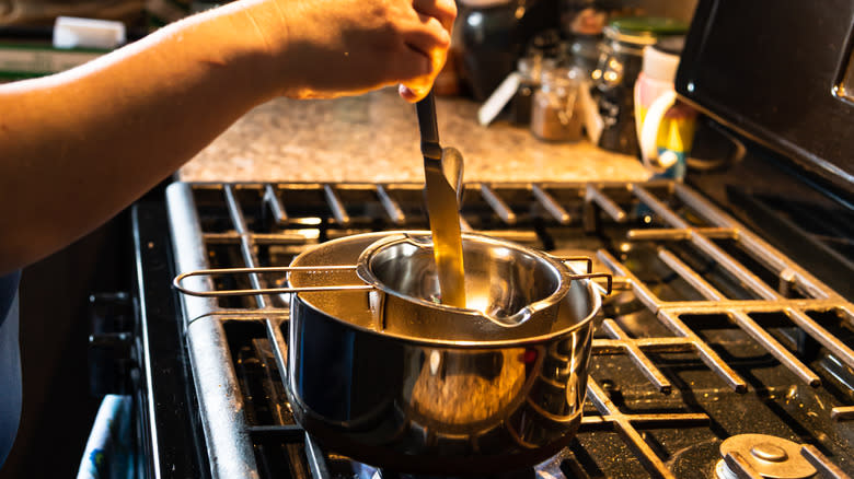 Stirring a double boiler