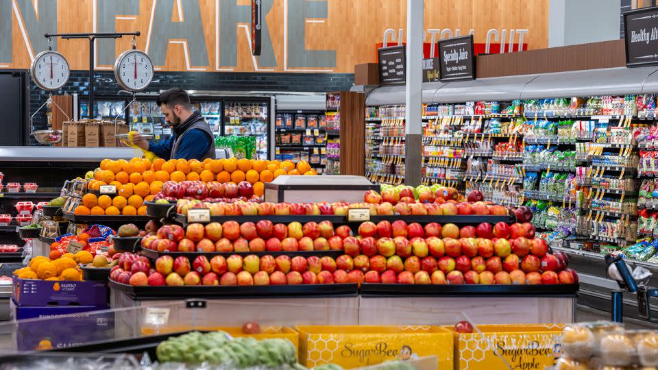 Produce at an Albertsons Cos. brand Safeway grocery store in Scottsdale, Arizona, US, on Wednesday, January 3, 2024. - Ash Ponders/Bloomberg/Getty Images