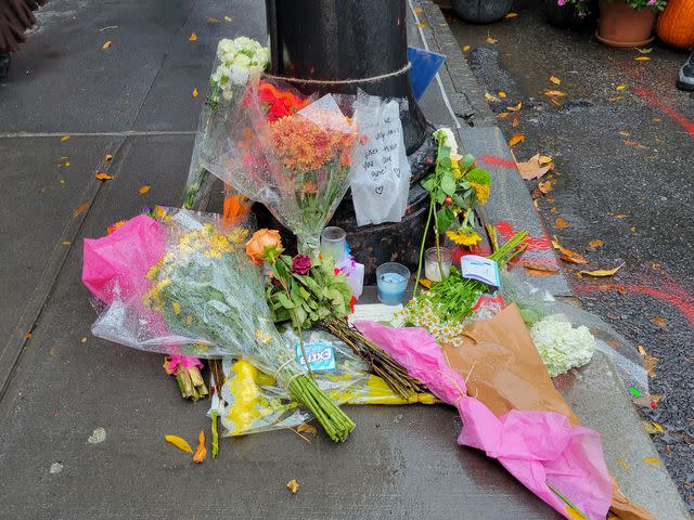 <p>Jenna Wang</p> Flowers and notes left by 'Friends' fans mourning Matthew Perry in New York City