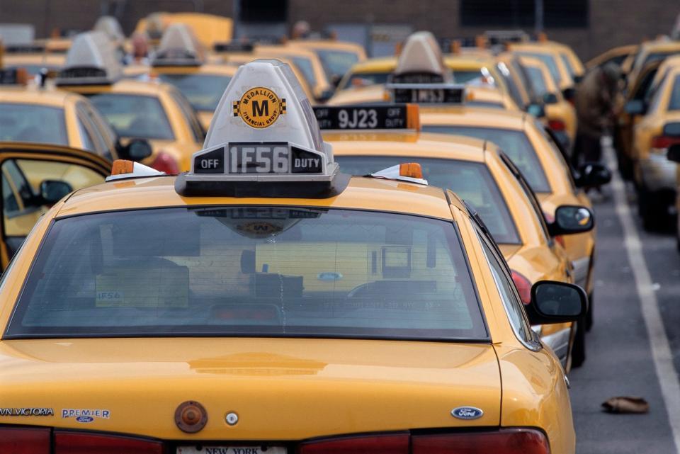 Taxi queue at Laguardia airport