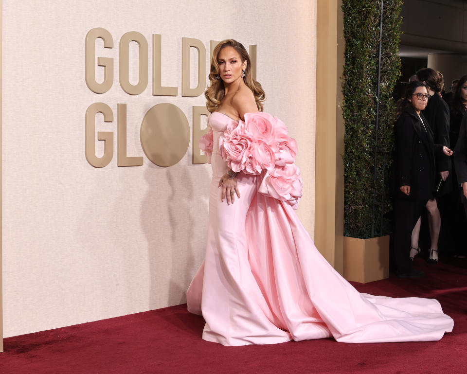 Jennifer Lopez in pink gown