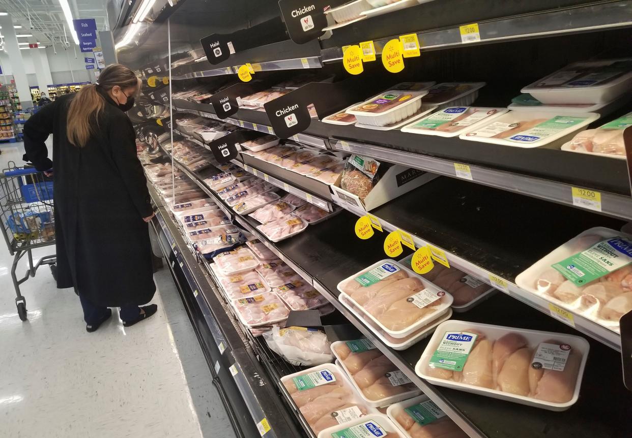 A woman shops at a supermarket in Vancouver, British Columbia, Canada, on Oct. 20, 2021. Canada's Consumer Price Index CPI continued rising to hit 4.4 percent on a year-over-year basis in September, the highest since February 2003, due to increased prices for transportation, shelter and food, according to Statistics Canada on Wednesday. (Photo by Liang Sen/Xinhua via Getty Images)