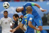 <p>Heading it however you can – Brazil win a high ball </p>