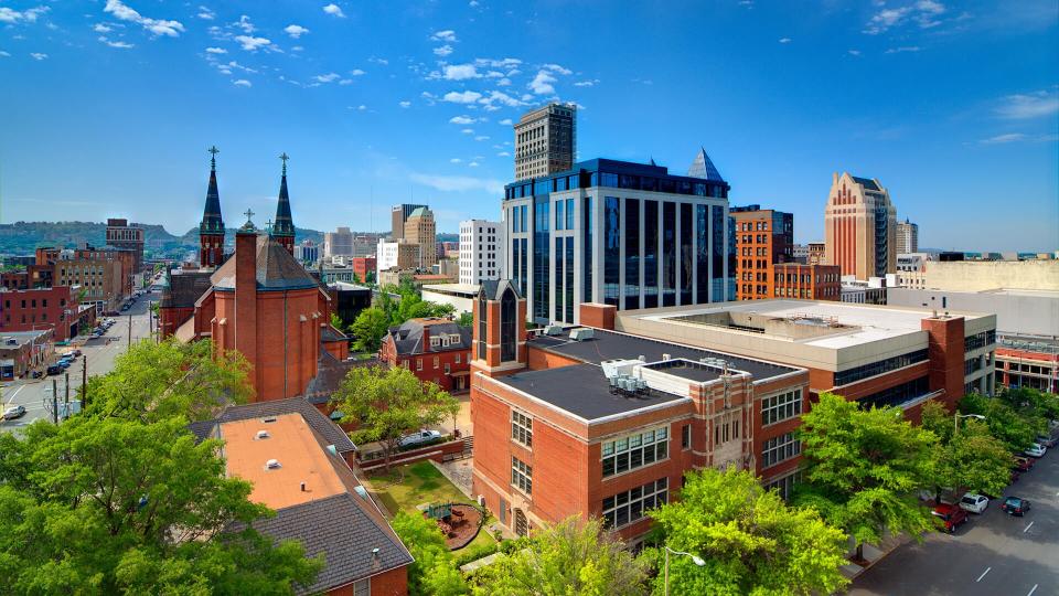 Urban scene of downtown Birmingham, Alabama, USA.