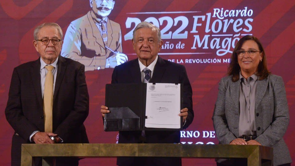 'Debemos de volver al reloj de Dios', dice Jorge Alcocer; AMLO enviará hoy iniciativa para eliminar Horario de Verano