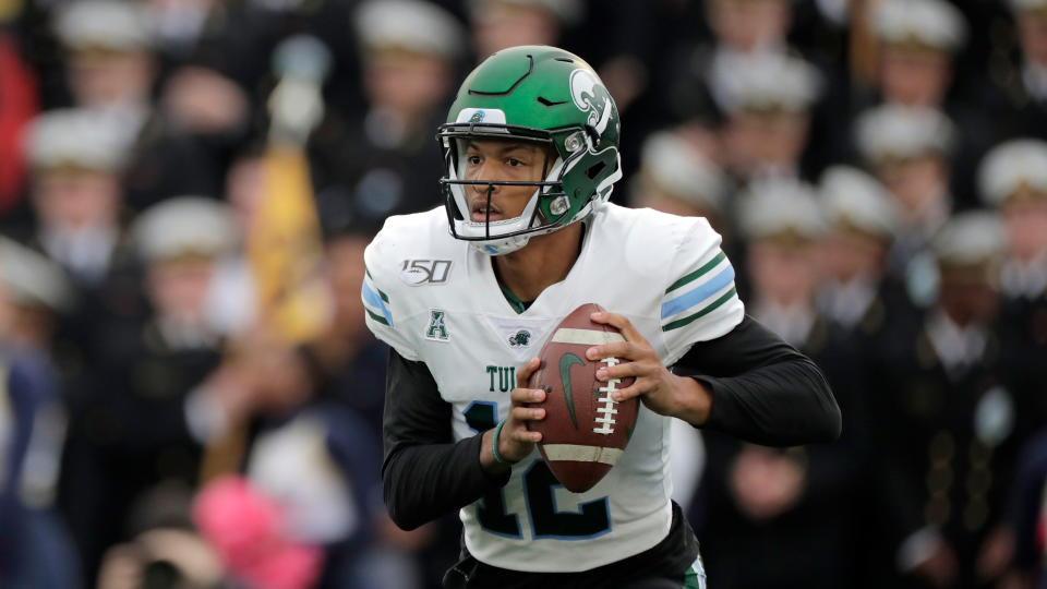 Tulane quarterback Justin McMillan looks to pass against Navy on Oct. 26 in Annapolis. (AP Photo/Julio Cortez)