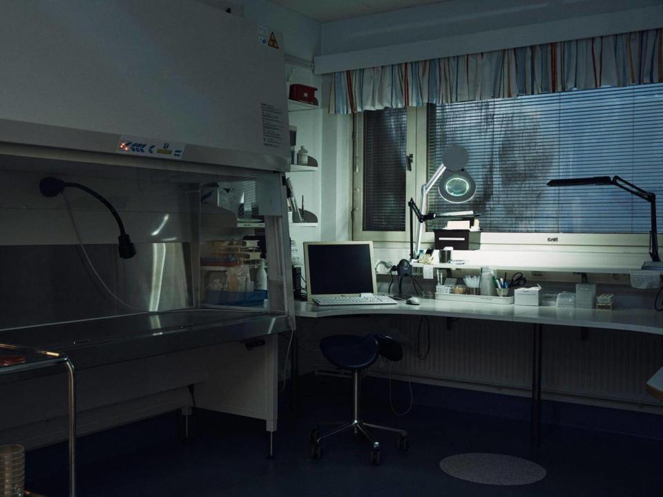 The laboratory was refurbished but still Anna’s symptoms persisted