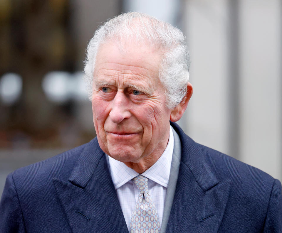 LONDON, UNITED KINGDOM - JANUARY 29: (EMBARGOED FOR PUBLICATION IN UK NEWSPAPERS UNTIL 24 HOURS AFTER CREATE DATE AND TIME) King Charles III leaves The London Clinic after undergoing a corrective procedure for an enlarged prostate on January 29, 2024 in London, England. The King has been receiving treatment for an enlarged prostate, spending three nights at the London Clinic and visited daily by his wife Queen Camilla. (Photo by Max Mumby/Indigo/Getty Images)