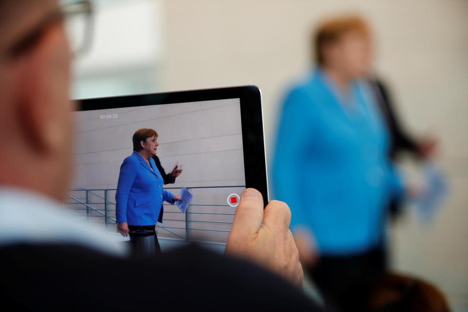 Die Kanzlerin steht erneut unter medialer Beobachtung (Bild: Reuters/Hannibal Hanschke)